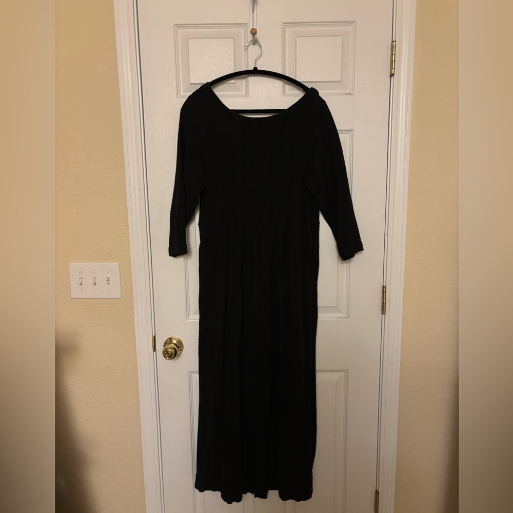 Elegant Black Jumpsuit - Picture 8 of 10